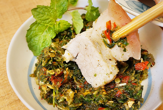 Chẩm chéo khô và chẩm chéo ướt truyền thống